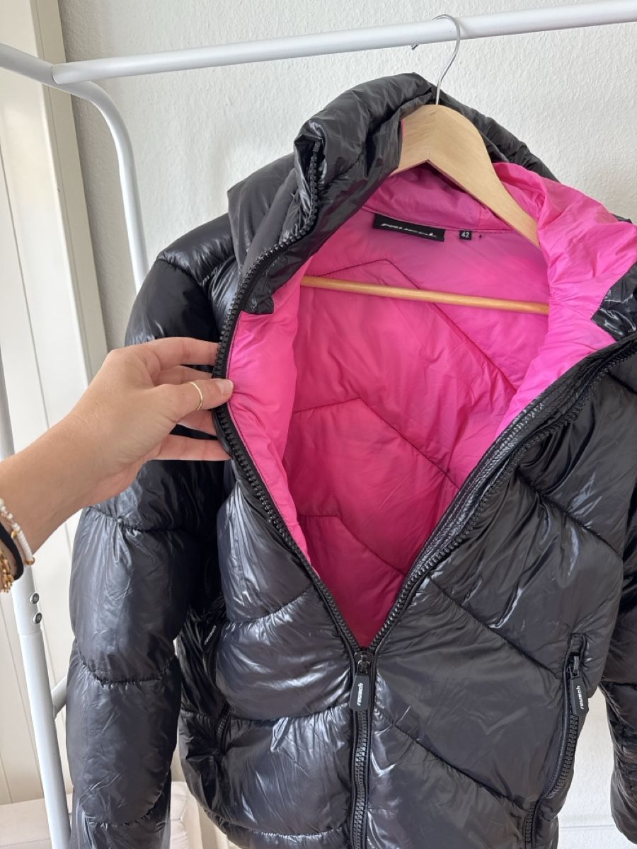 Reusch Giacche: Reusch Black & Pink Padded Jacket - Size 42 - Winter Ready – Usato da Zürich venduto da Flao_78376 4