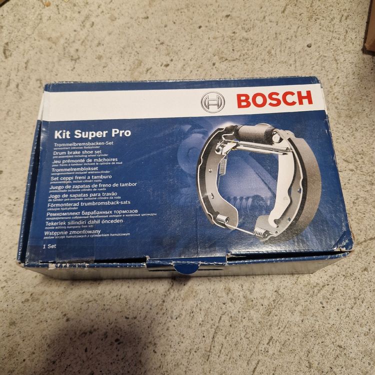 Kit Freno A Tamburo Posteriore Bosch KS675 Super Pro - Preassemblato, Per Tamburi Da 203 Mm, Cilindri 17,5 Mm