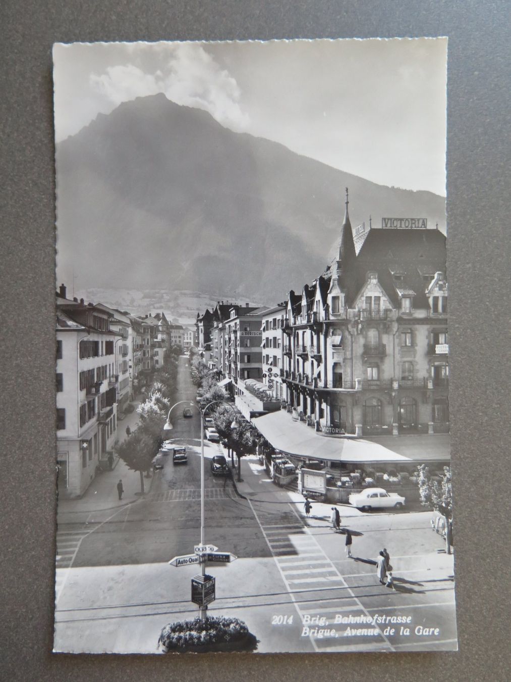 Cartoline postali: BRIG - BAHNHOFSTRASSE - BELEBT – Usato da Wittenbach venduto da lipasal
