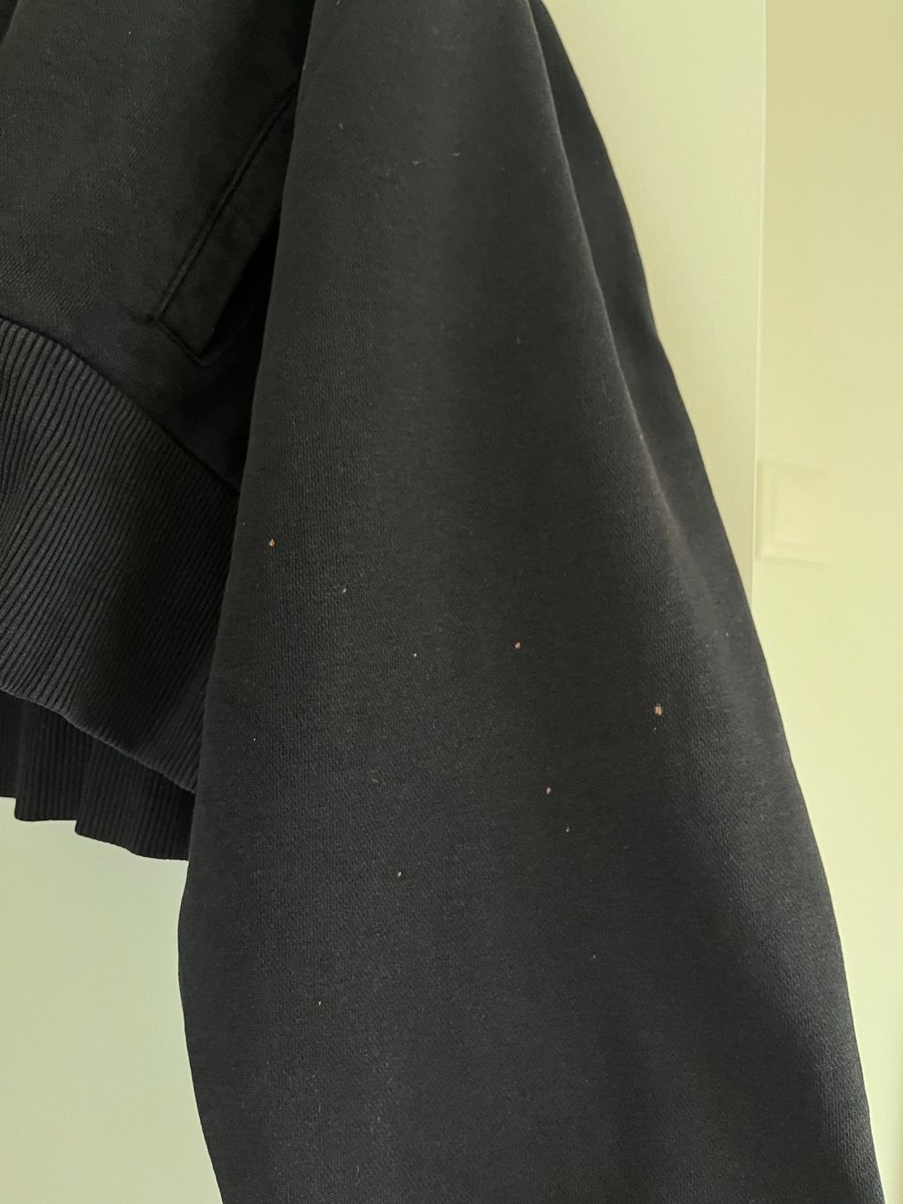 Reebok Pullover & Sweatshirts: Reebok Sweatjacke Crop – Gebraucht aus Kilchberg ZH von jeanne.00 4