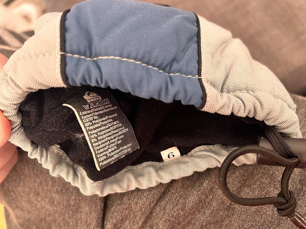 Sonstige Accessoires für Herren: Quicksilver Snowboard Handschuhe  – Gebraucht aus Zollikerberg von sel_99lq 3