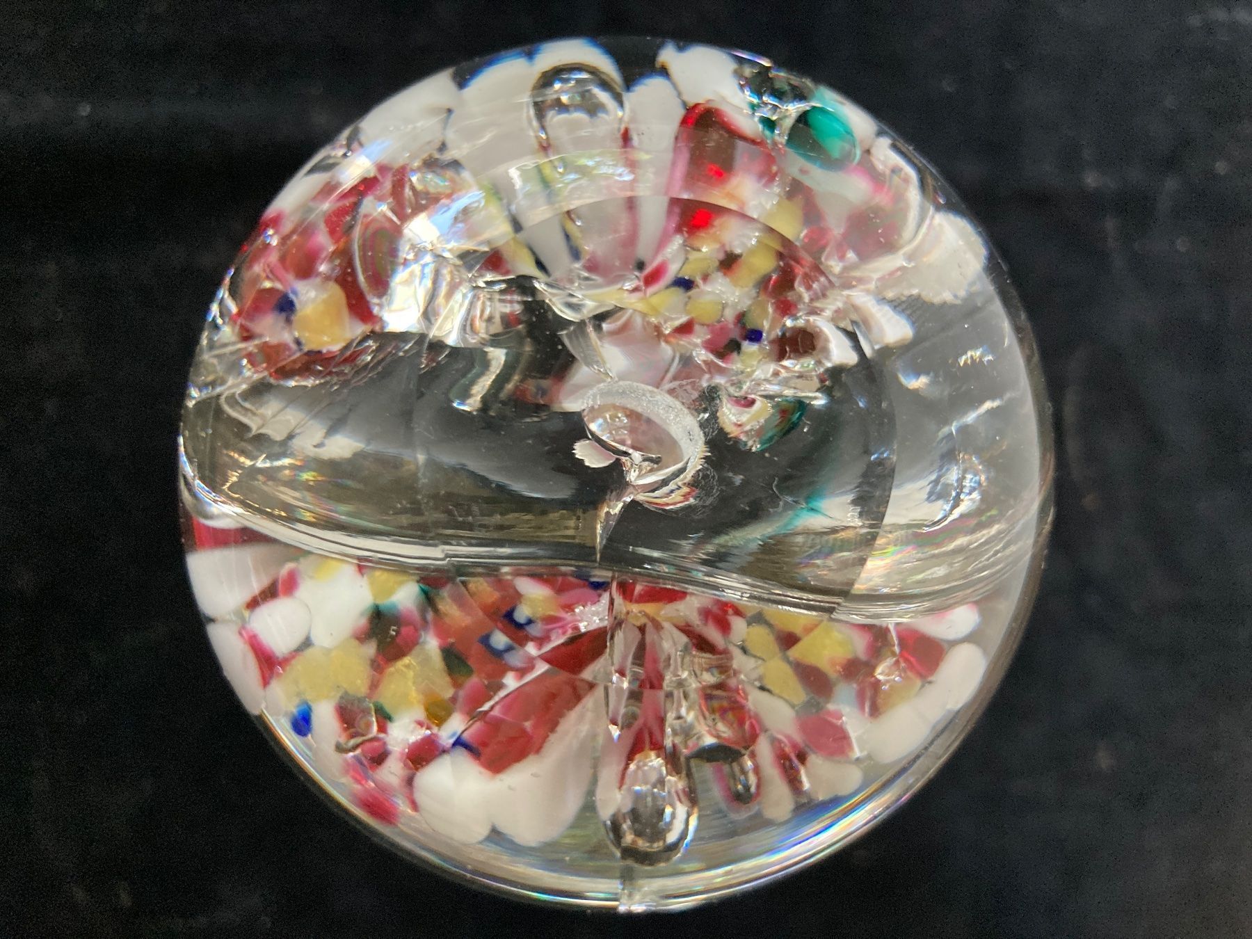 Statuette: Bunte Glaskugel auf Glassockel – Usato da Zürich venduto da Chaeffeler 4