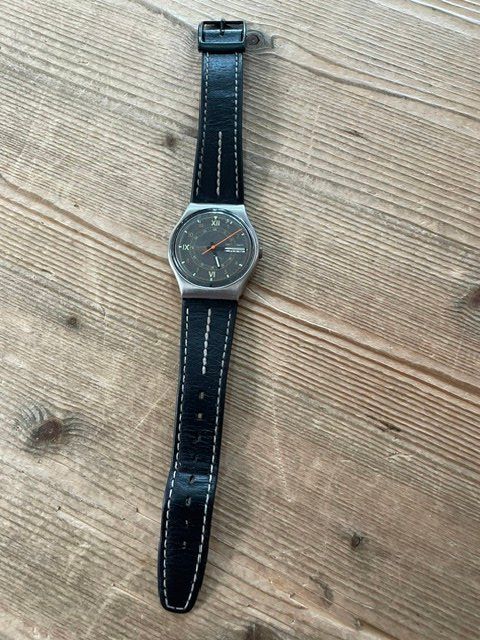 Swatch Uhren: Swatch Gent "Tiger Moth" – Gebraucht aus Neuhausen am Rheinfall von galleria13