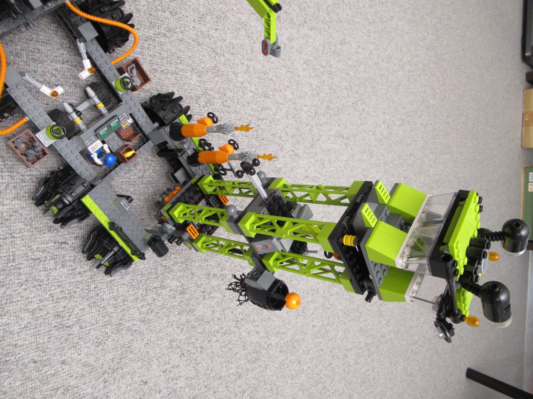 Lego Kit di costruzioni: Lego Titanium Command Rig Nr. 8964 – Usato da Obergösgen venduto da cairn 3