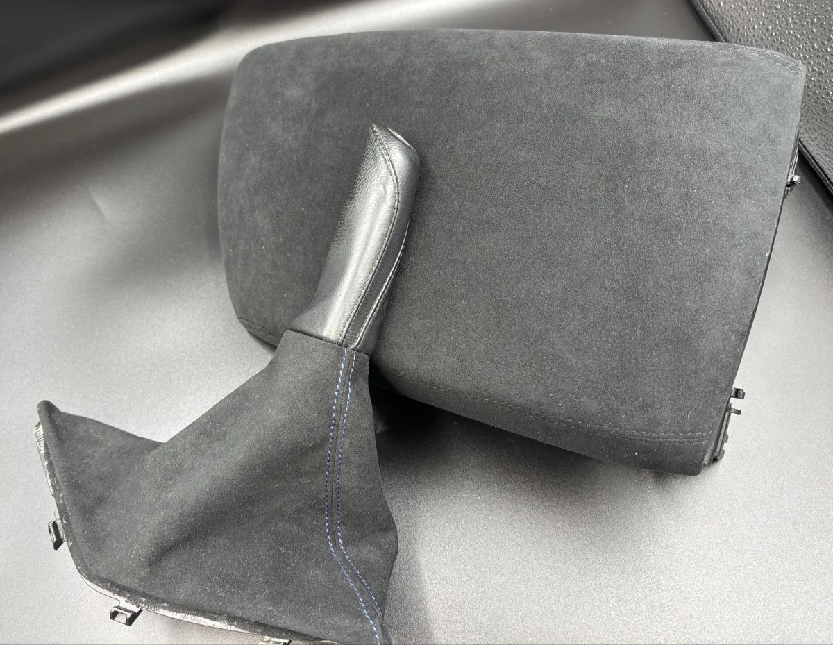 BMW Tutti pezzi di ricambio auto: BMW F20 ALCANTARA INTERIEUR SET – Nuovo (secondo la descrizione) da Turgi venduto da AJ5300