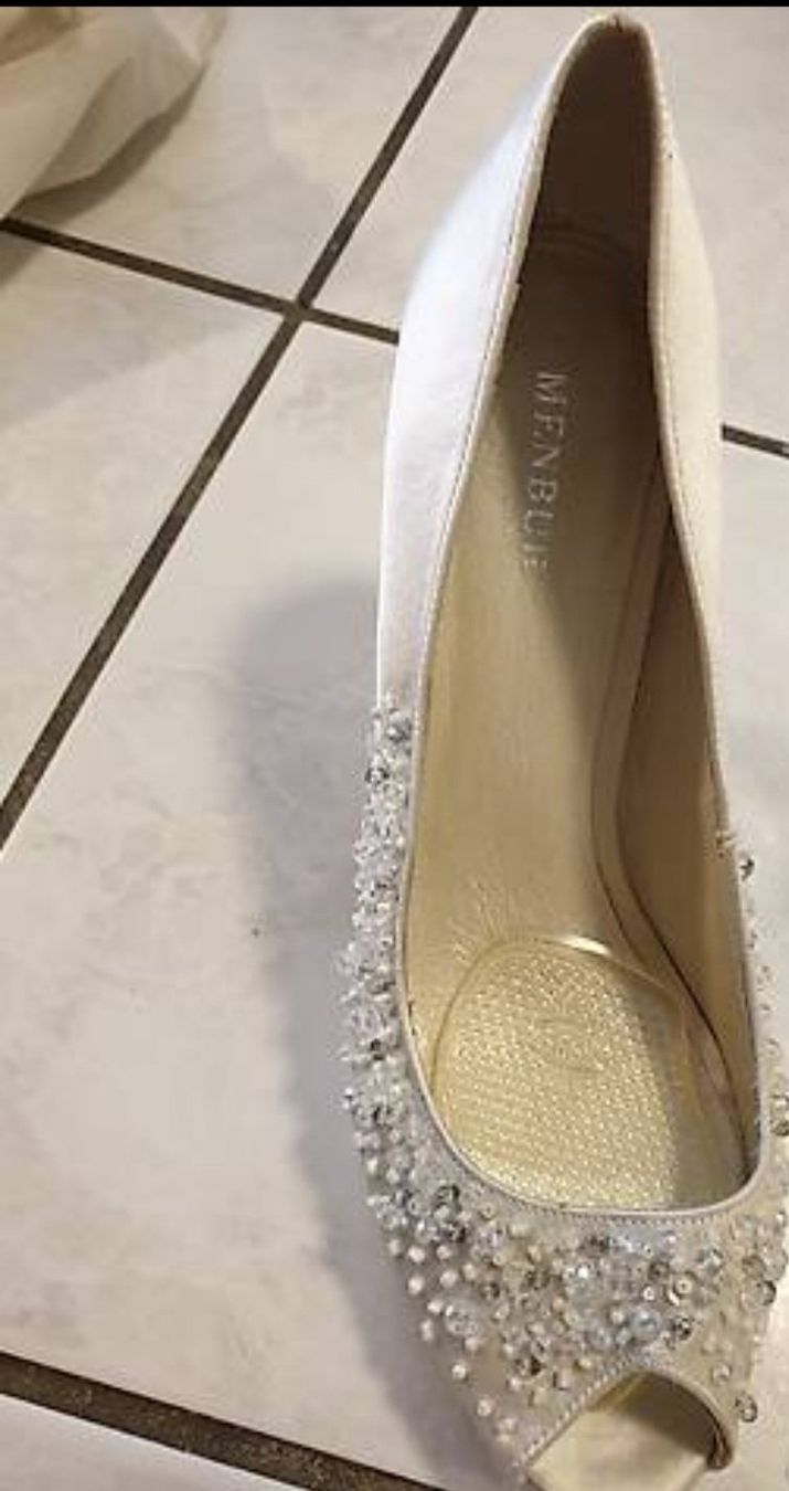 Scarpe da donna: Hochzeitsschuh Grösse 40 – Usato da Aarburg venduto da augenschmaus8 1