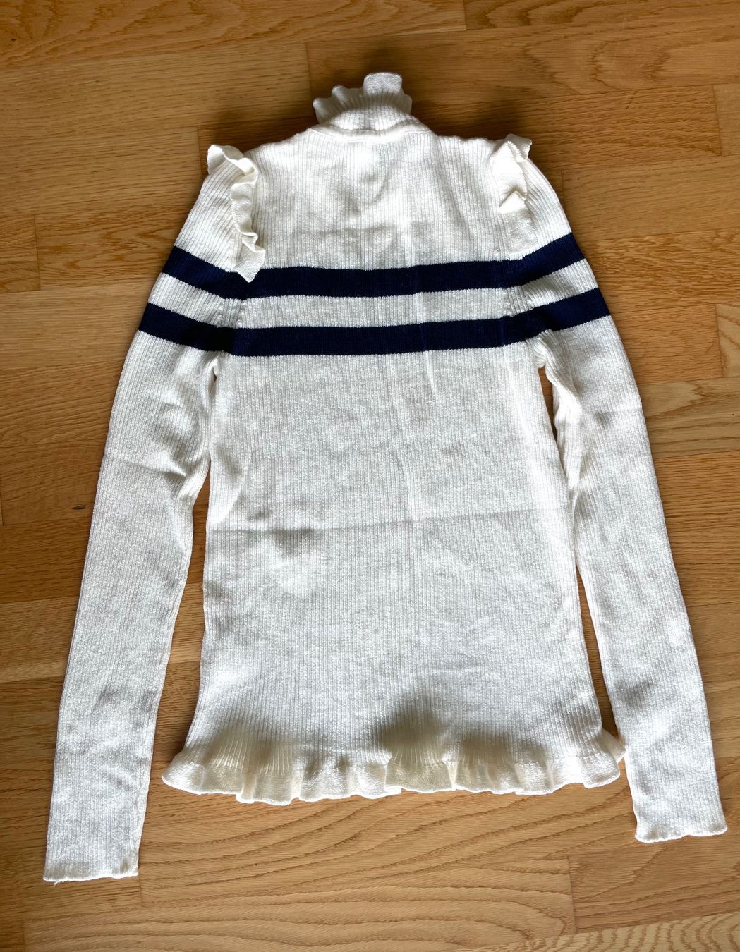 Maglioni & Felpe: Wollpullover italienischen Designer – Usato da Richterswil venduto da IrynaL 1
