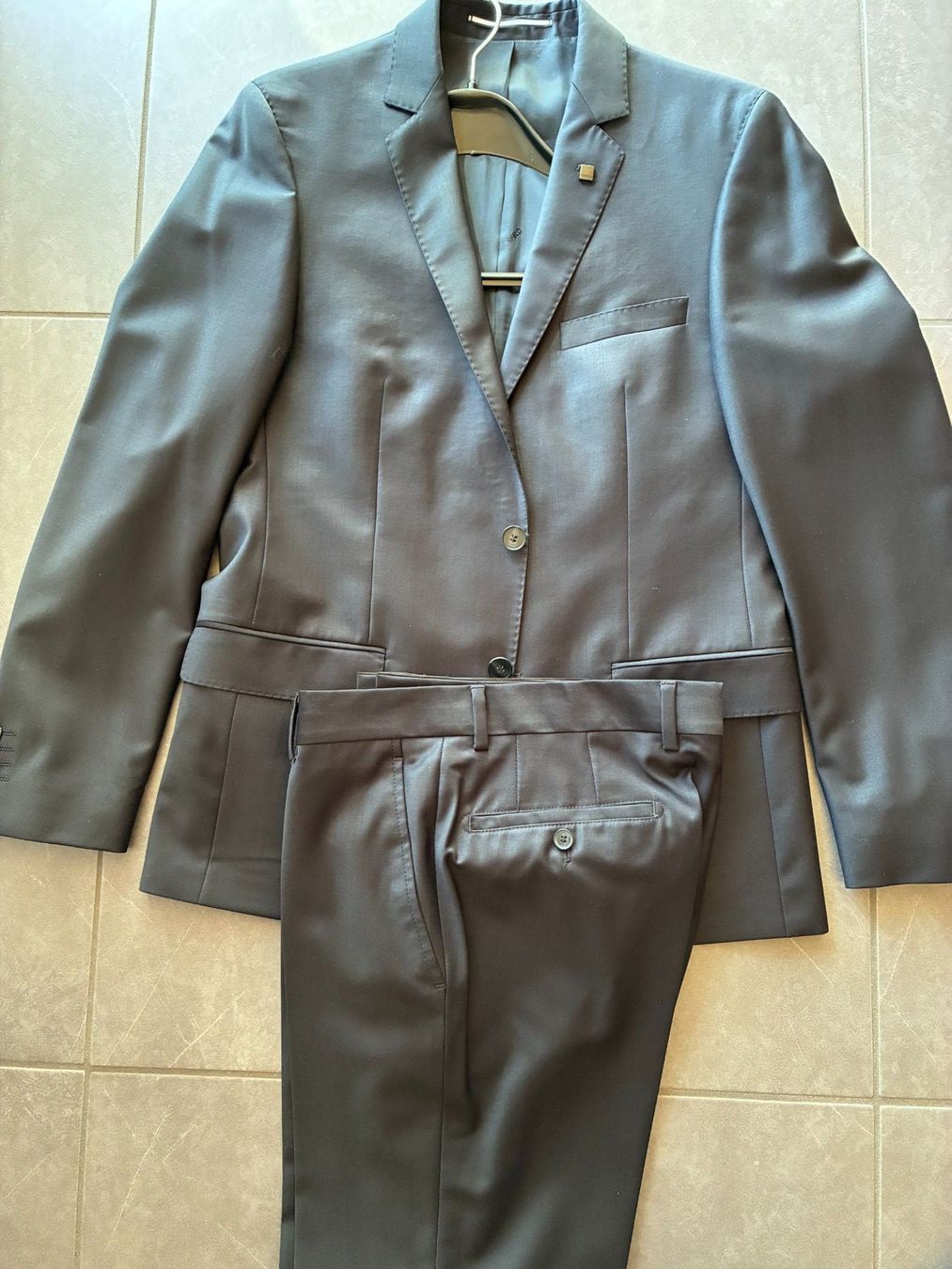 Completi: Herren Anzug – Usato da Bonstetten venduto da beatus60