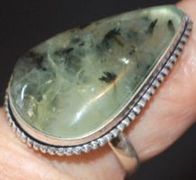 Ring L-3103 – Prehnit - verstellbar