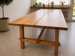 Massiver Esstisch aus Eiche – IKEA Möckelby – 235 × 100 cm  