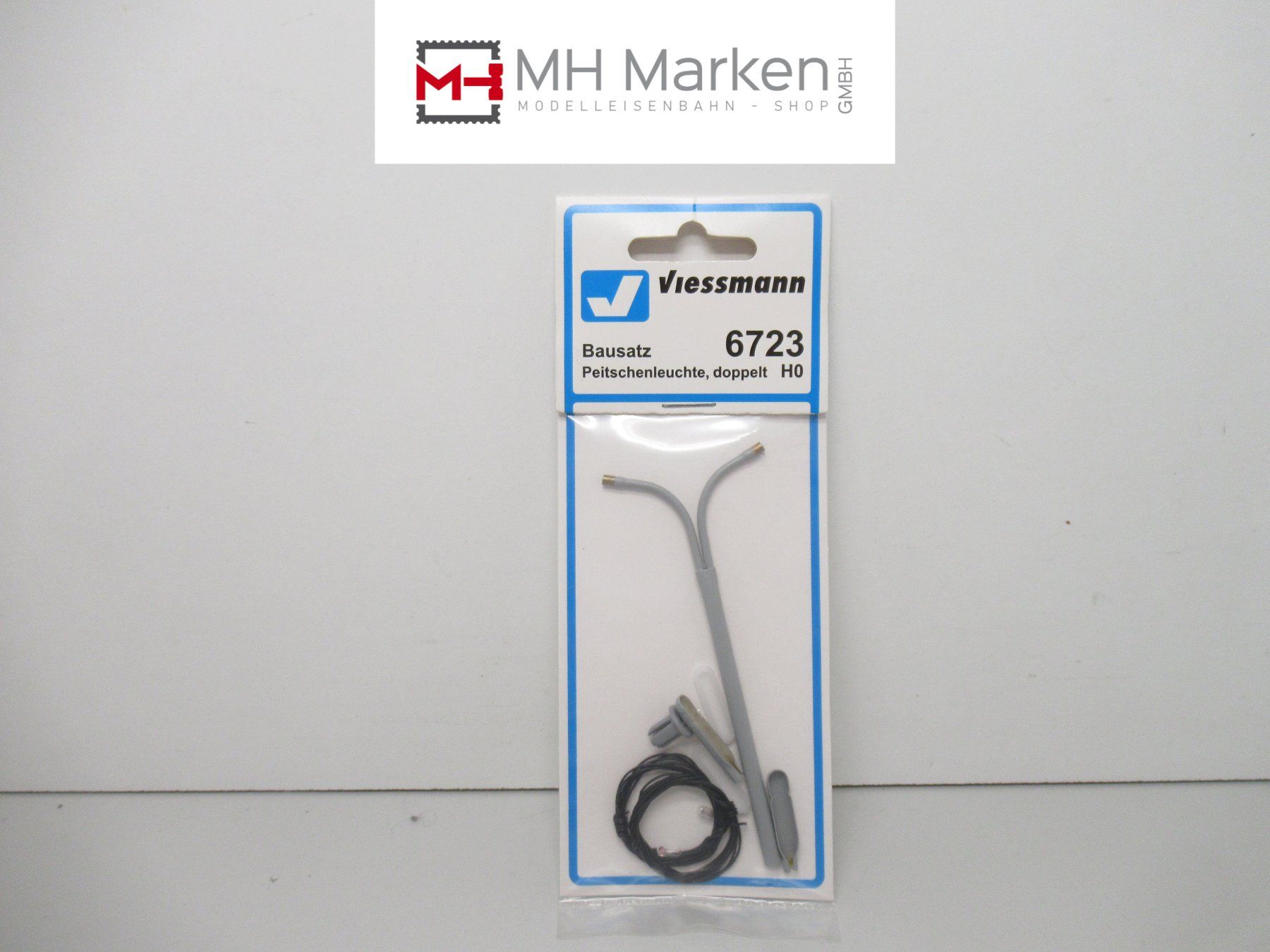 Viessmann Modelleisenbahnen: Viessmann 6723 Bausatz Peitschenleuchte, doppelt 1:87 H0 – Gebraucht aus Basel von mhmarken