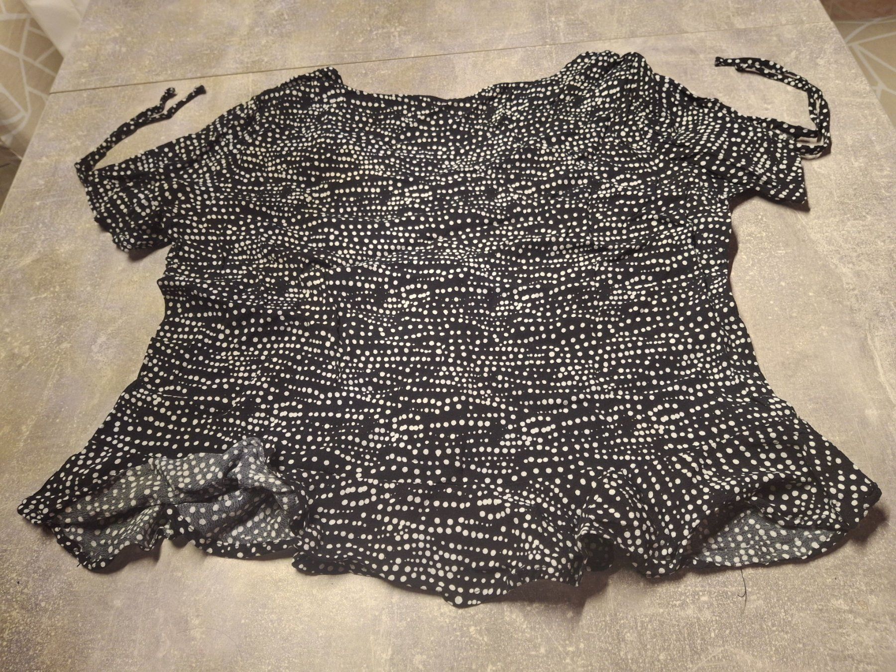 Top: Haut taille L marque Chicorée (2) – Usato da Villiers venduto da san_jn5w 2