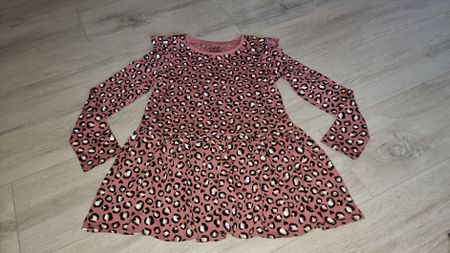 Mädchen Kleid Leo Print Gr. 140 NEU