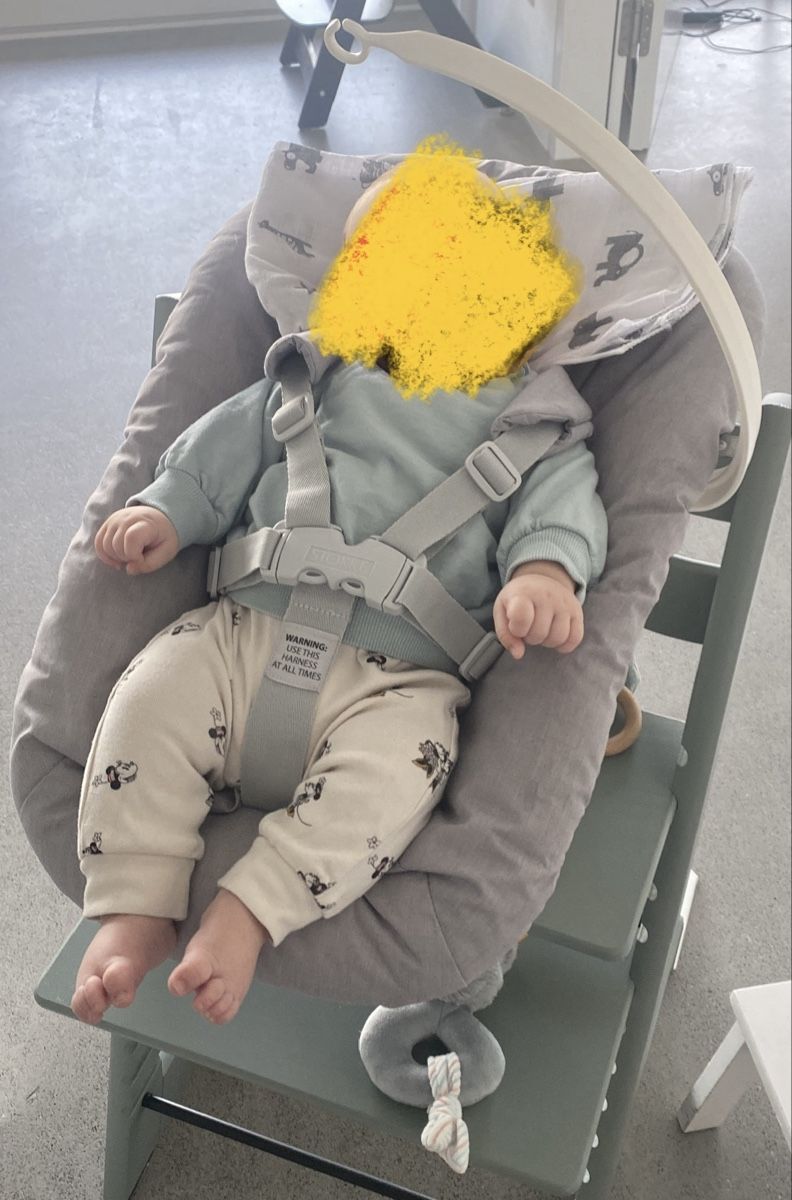Stokke Seggioloni: Stokke Newborn Set - Babyschale – Usato da Rorschacherberg venduto da M.Mayer 1