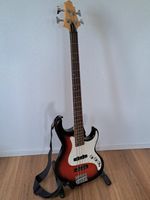E-Bass mit Ständer & Bag