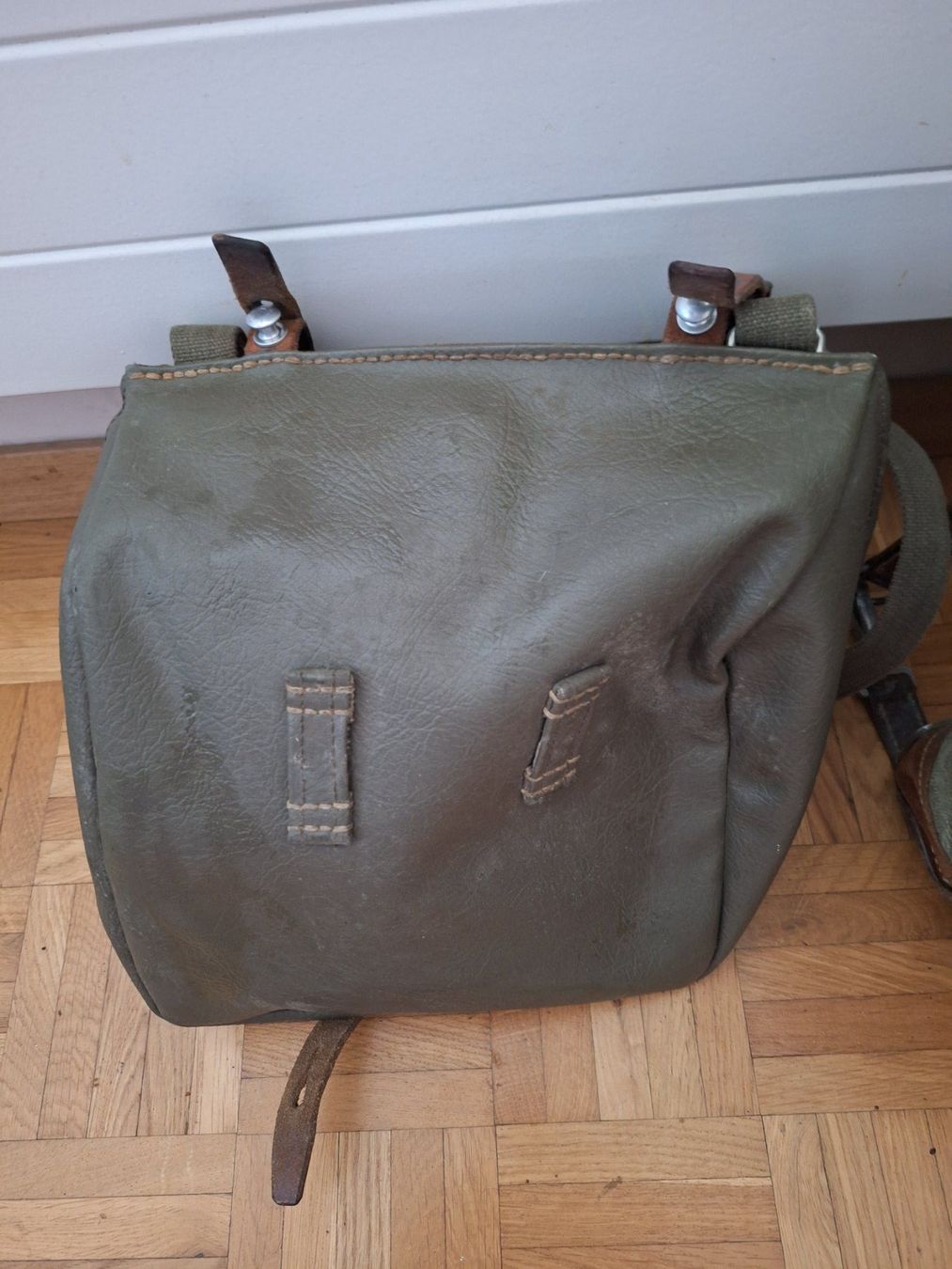 Zaini: Original Schweizer Armeerucksack, mit Brotsack – Usato da Zürich venduto da t24_de 4