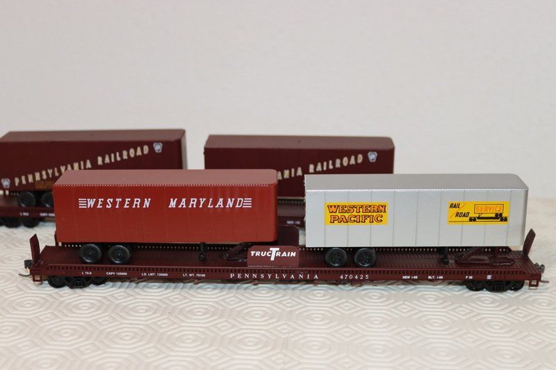 Trains électriques: 3 US Güterwagen ( 547 ) – D'occasion à Kerzers par Winu64 2