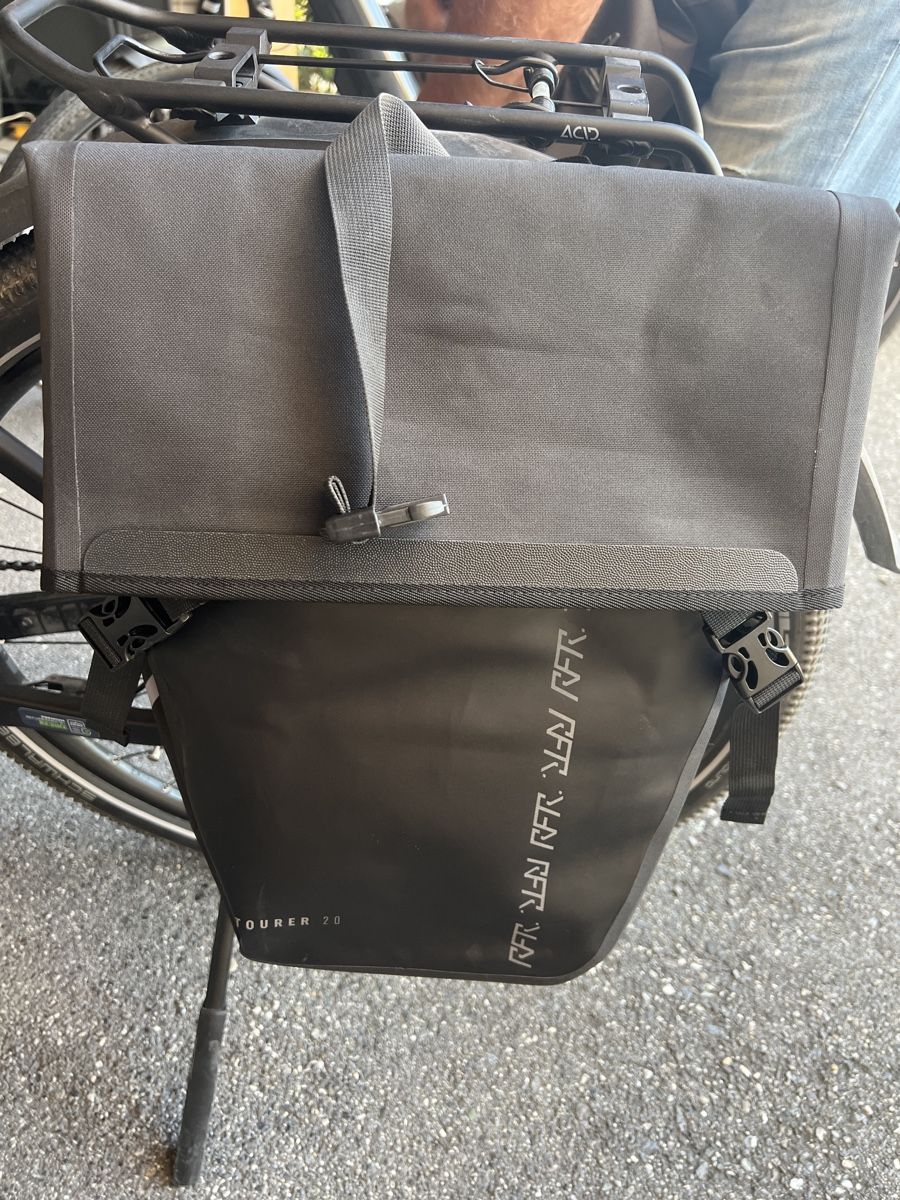 Sacs: Cube RFR Velo Taschen neuwertig – D'occasion à Bonaduz par Malves10