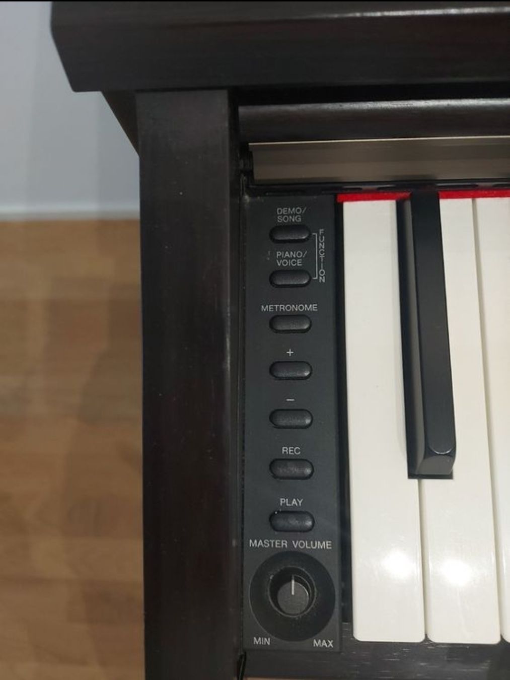 Yamaha Strumenti musicali: Yamaha Clavinova Digitalpiano inkl. Hocker – Usato da Riehen venduto da san_jg7c 4