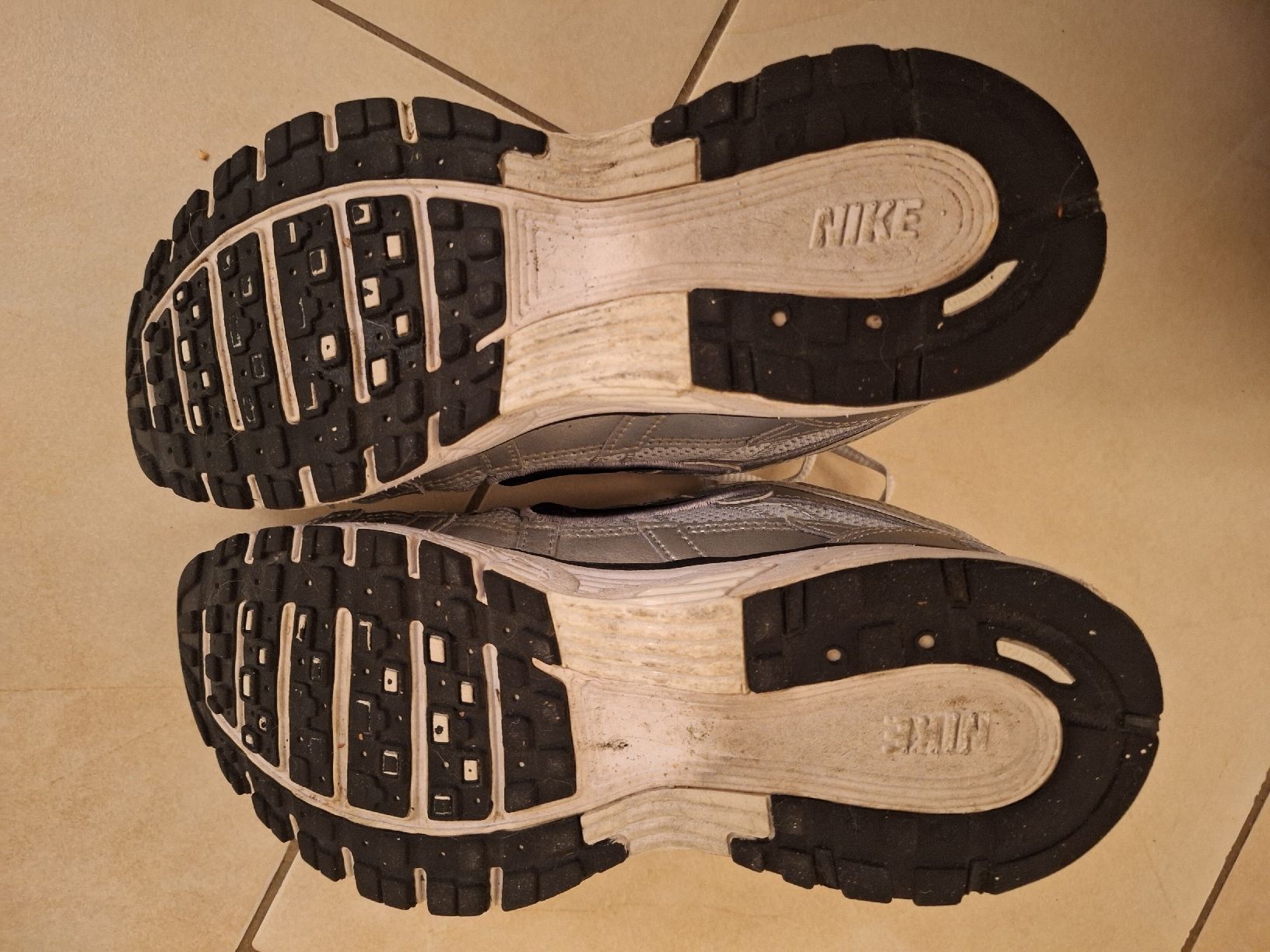 Nike Scarpe da donna: Nike P-6000 Gr. 37.5 – Usato da Zürich venduto da ser_r2vf 3