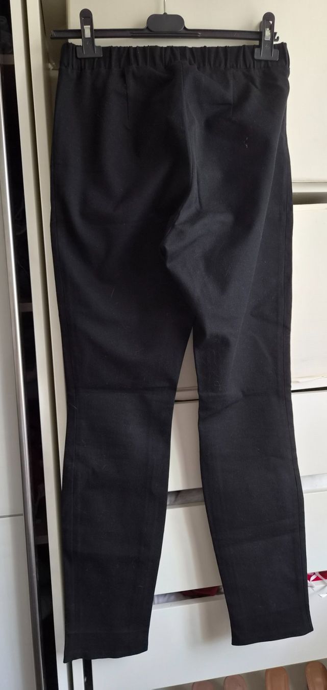 Cos Pantaloni: COS schöne Hose Gr. 40 – Usato da Frenkendorf venduto da Chrigeli01 2