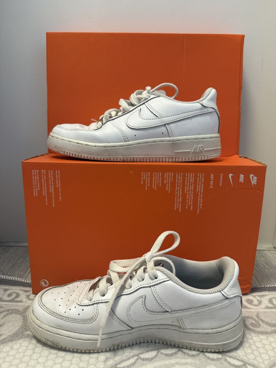 Nike Scarpe da uomo: Nike Air Force 1, Weiss, Kinder Gr. 38 – Usato da Liebefeld venduto da im23ph 1