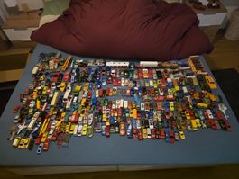 über 300 Matchbox Hot Wheels Corgi