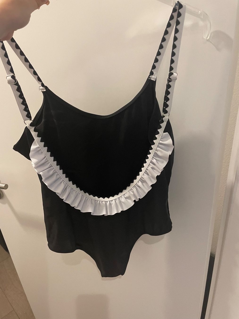 Shein Costumi da bagno & Bikini: Badeanzug | L/XL – Nuovo e nell'imballaggio originale da Niederrohrdorf venduto da jasmiinw