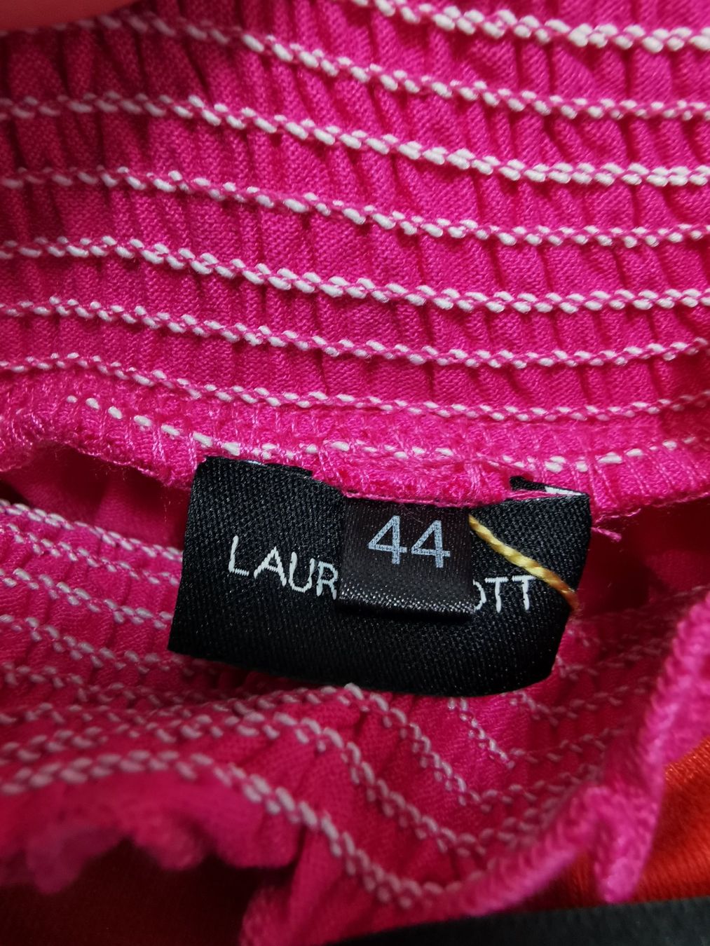 T-Shirts: Damen Tshirt – Neu und originalverpackt aus Bad Ragaz von chenk24 4