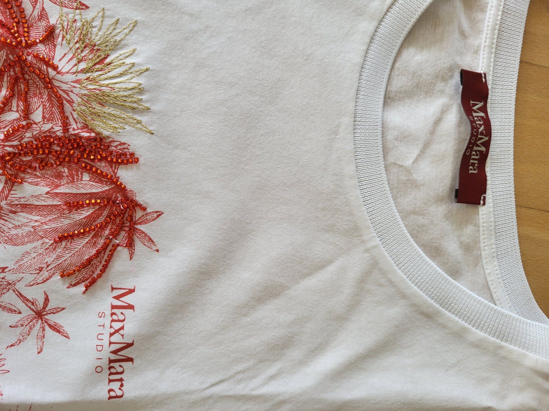 Max Mara T-shirt: Max Mara T-Shirt   L – Nuovo (secondo la descrizione) da Zumikon venduto da cozurich 2