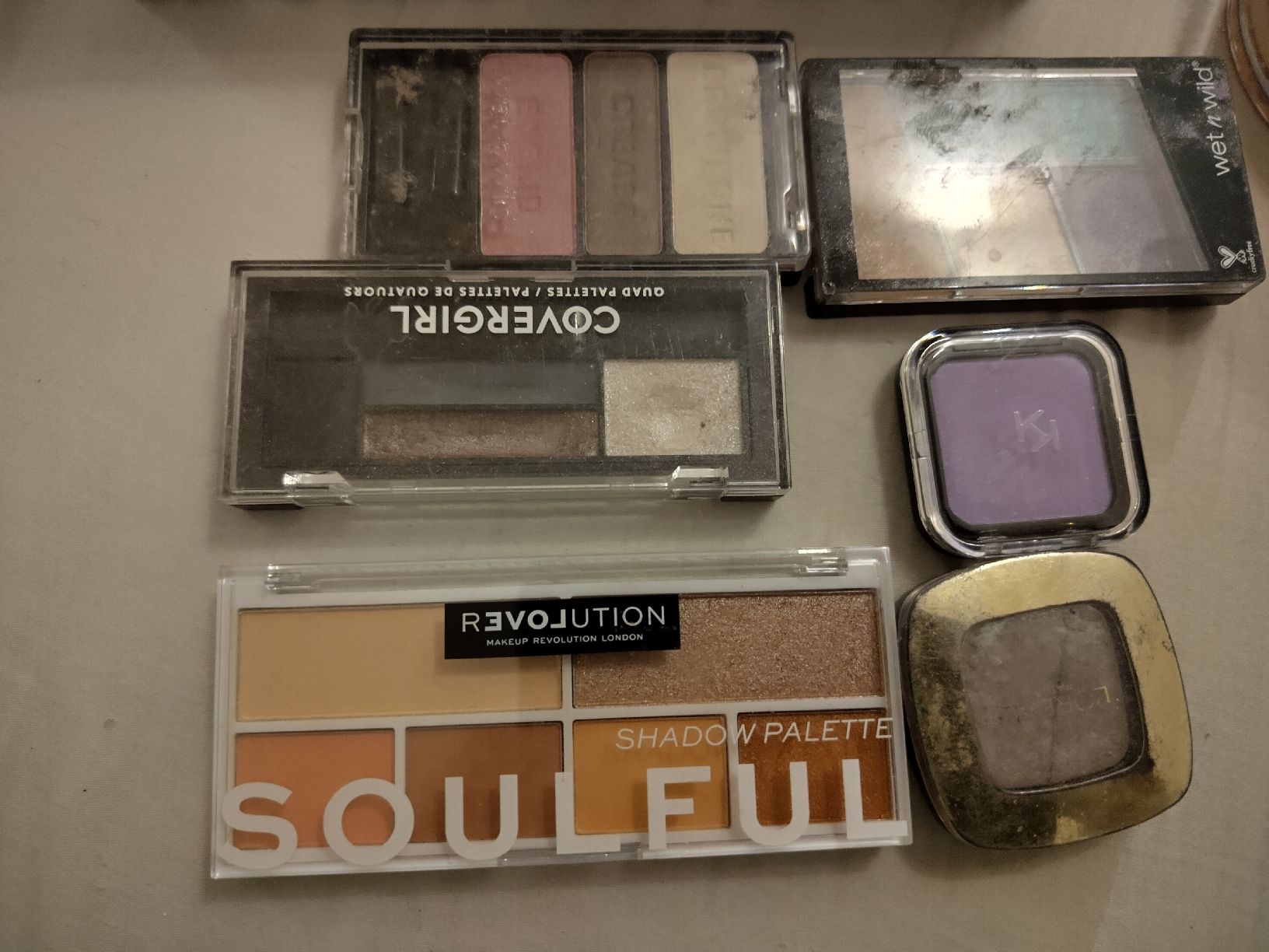 Make-up: schöne box mit Make-up sachen – Neu (gemäss Beschreibung) aus Kloten von Kloten76 2