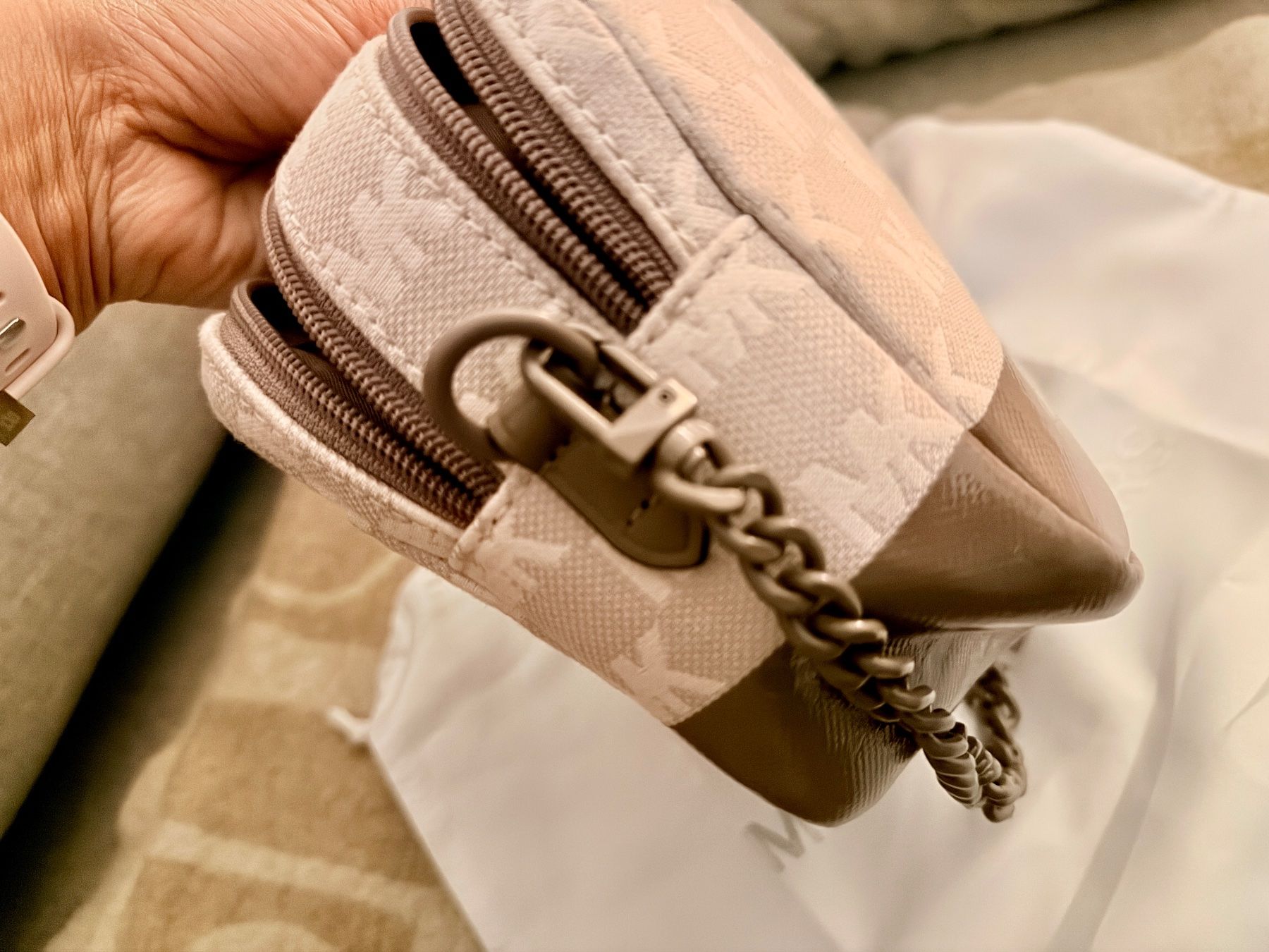 Michael Kors Borse da donna: Michael Kors Tasche – Nuovo (secondo la descrizione) da Genève venduto da mar_g5r2 2