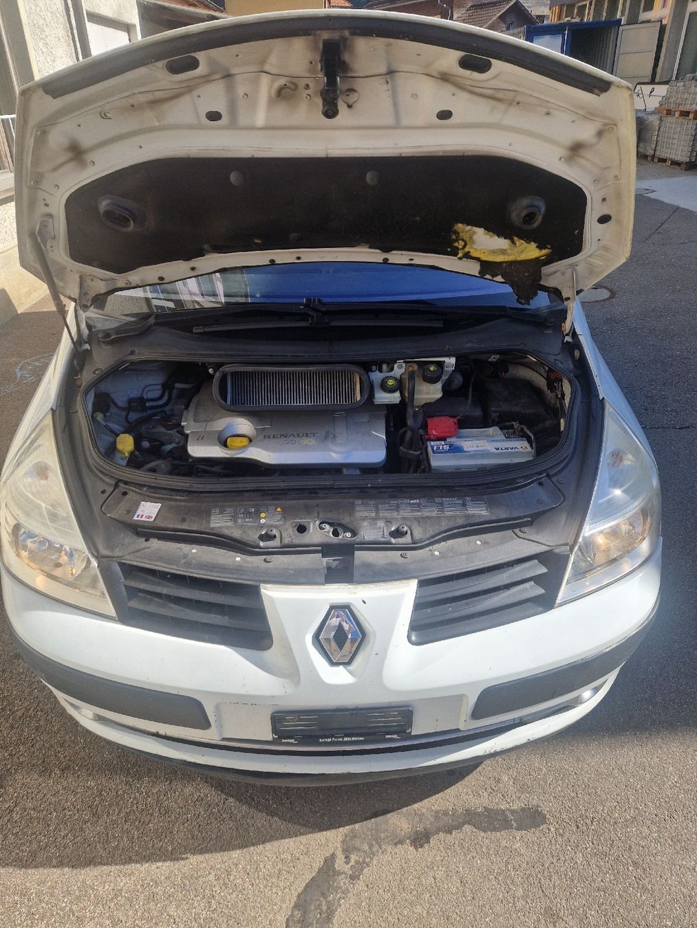 Renault Automobili: Renault Espace 2.0 dCi – Difettoso da Brunnadern venduto da Landolt66 4