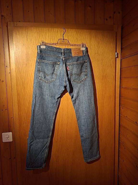 Jeans: Levis Jeans – Usato da Oberkirch LU venduto da juli-