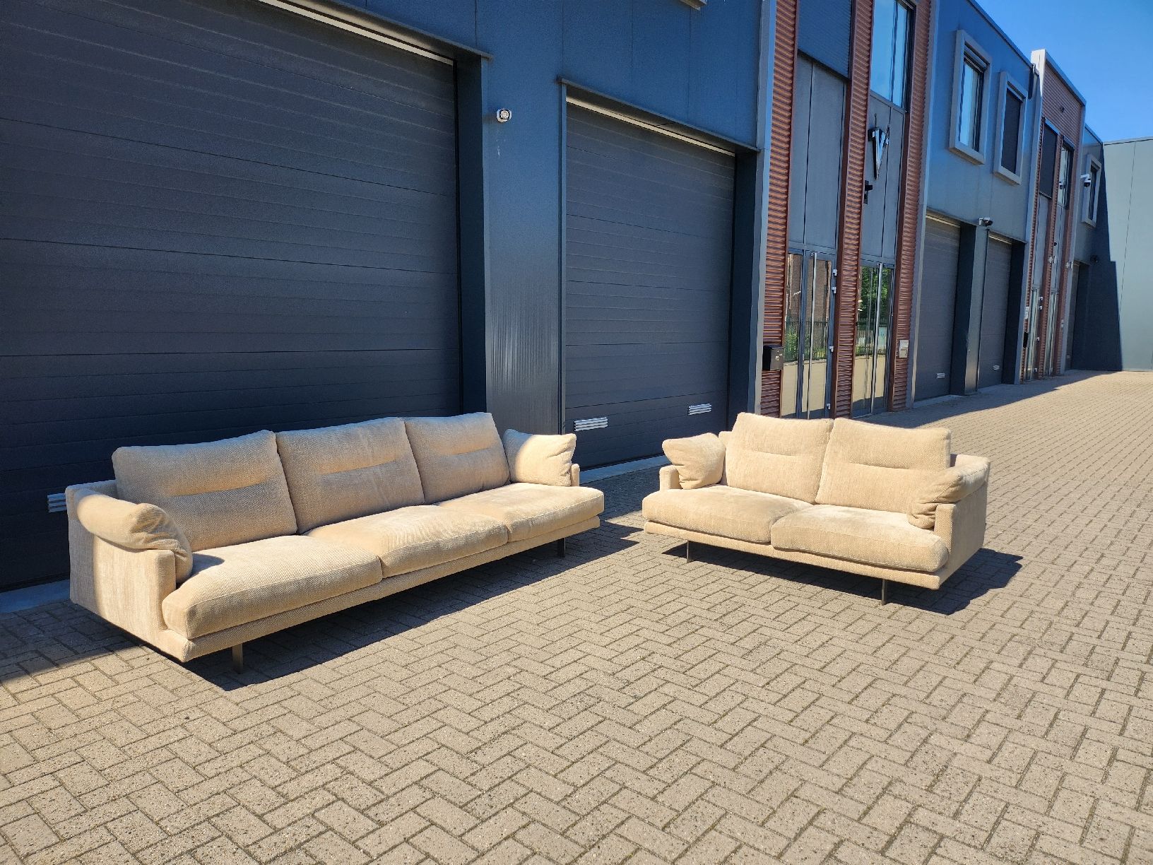 Sofas: Linteloo – George 3-Sitzer-Sofa & 2-Sitzer-Sofa – Gebraucht aus Nijmegen von HermsenDesign