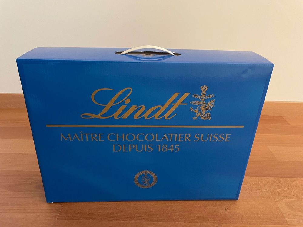 Lindt Schokolade Koffer Kaufen auf Ricardo