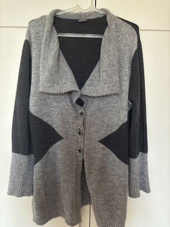 Gerry Weber Edition Strickjacke, Grösse 46, Grau/Schwarz