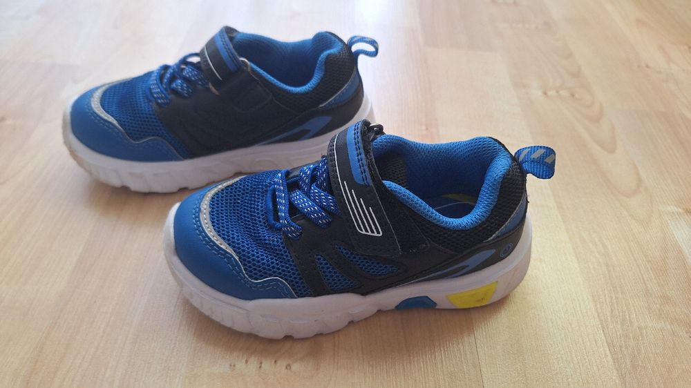 Scarpe per ragazzi: Blaue Kinderschuhe, Grösse 24 – Usato da Thun venduto da man_fg9v 2
