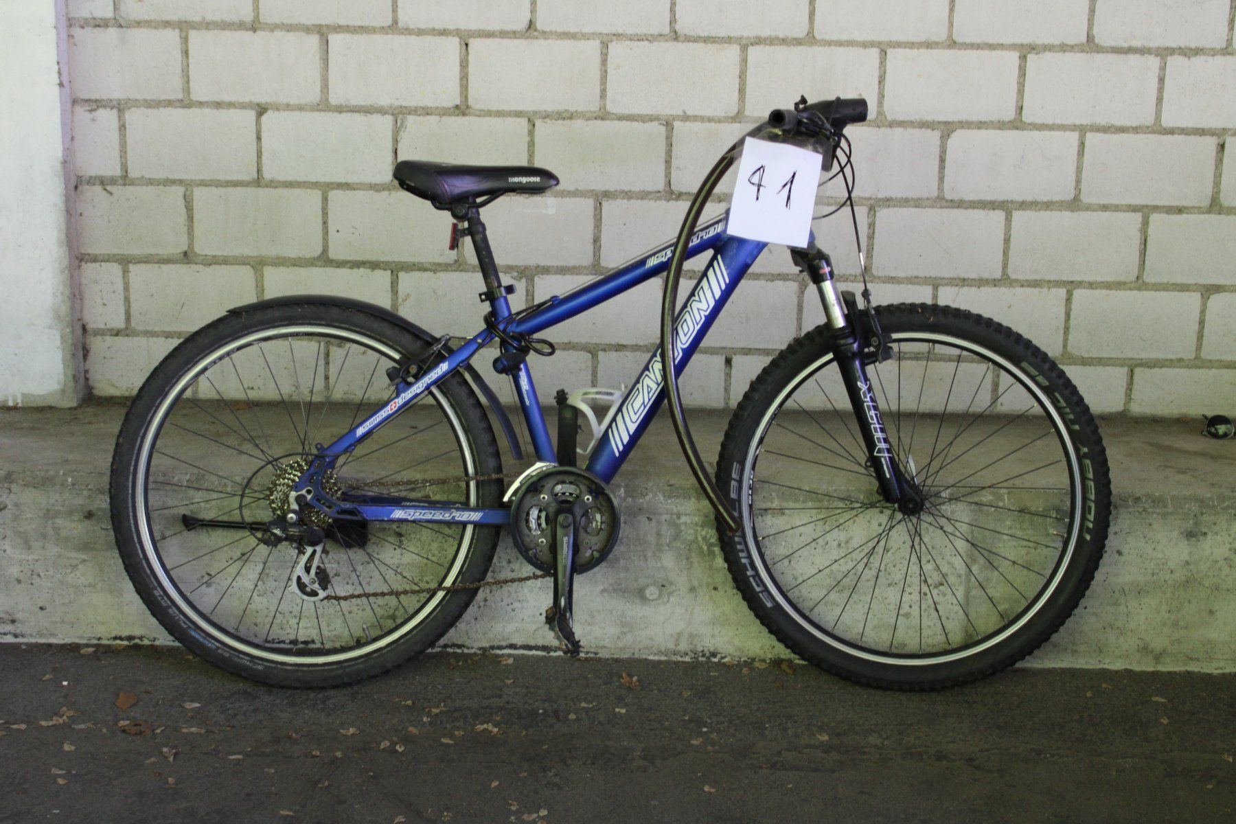 Vélos: Velo 41 – Défectueux à Winterthur par VeloordnungFundbuero