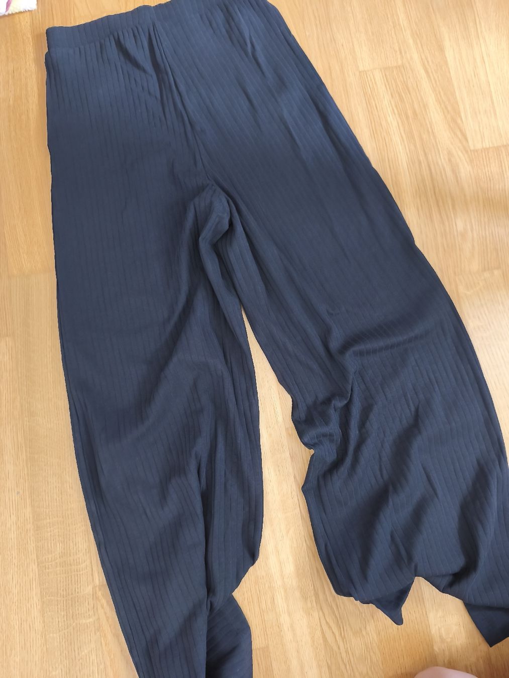 Pantaloni: Even&Odd Stoffhose Gr. M schwarz neu – Nuovo (secondo la descrizione) da Näfels venduto da ChocolateMuffin 3
