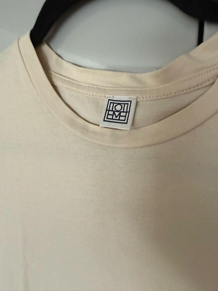 Top: Toteme Blouse – Nuovo (secondo la descrizione) da st prex venduto da magdalenaonline 1