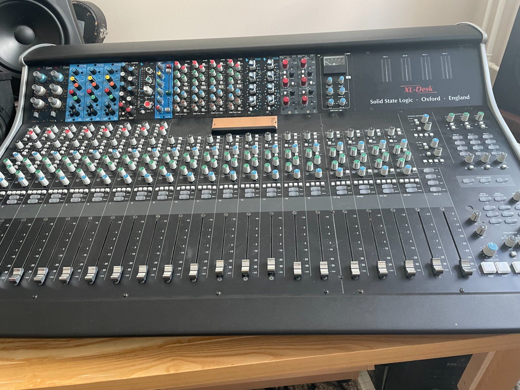 Solid State Logic Mischpulte: Table de mixage professionnel. Solid-State-Logic//  SSL – Gebraucht aus Fribourg von Porgyy