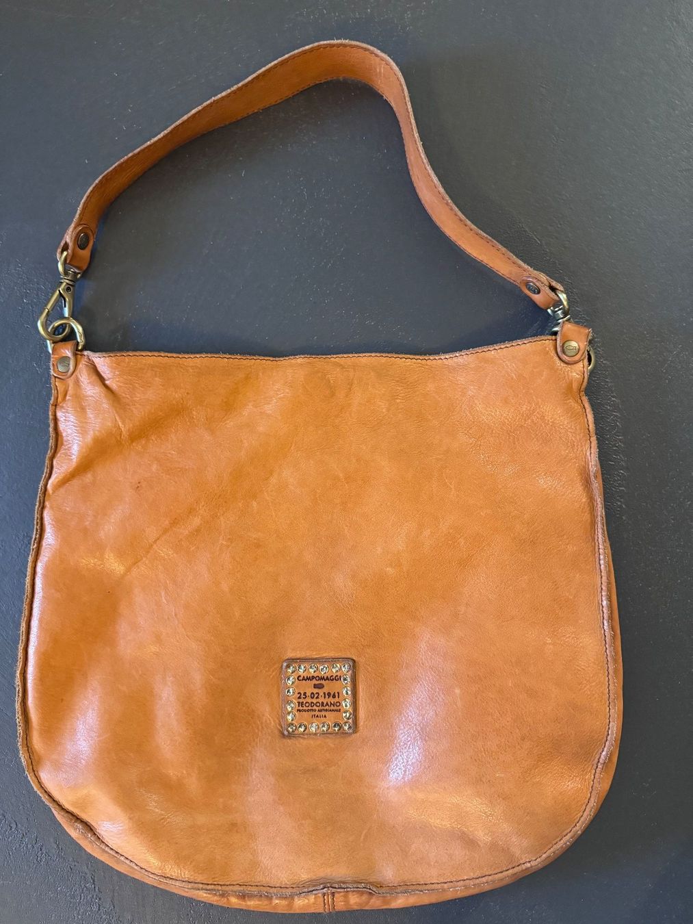 Campomaggi Borse da donna: Campomaggi Prestige Beuteltasche hellbraun – Usato da Wädenswil venduto da LH76 2