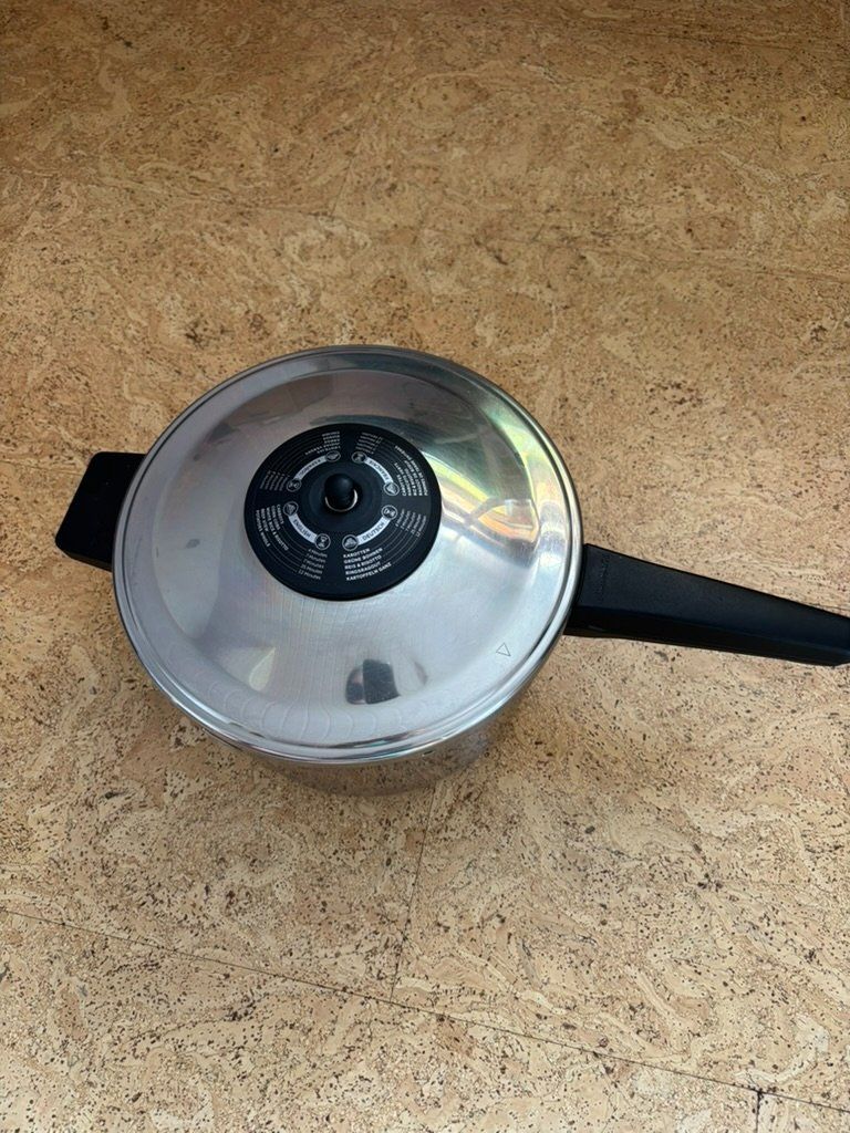 Duromatic Töpfe: KUHN RIKON Dampfkochtopf DUROMATIC – Gebraucht aus St. Niklaus VS von Mona-Lisa03 1
