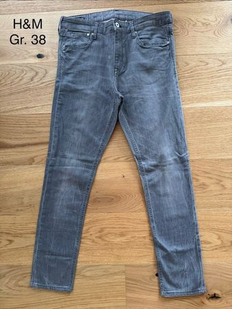 grau/schwarze Jeans H&M Gr. 31/34