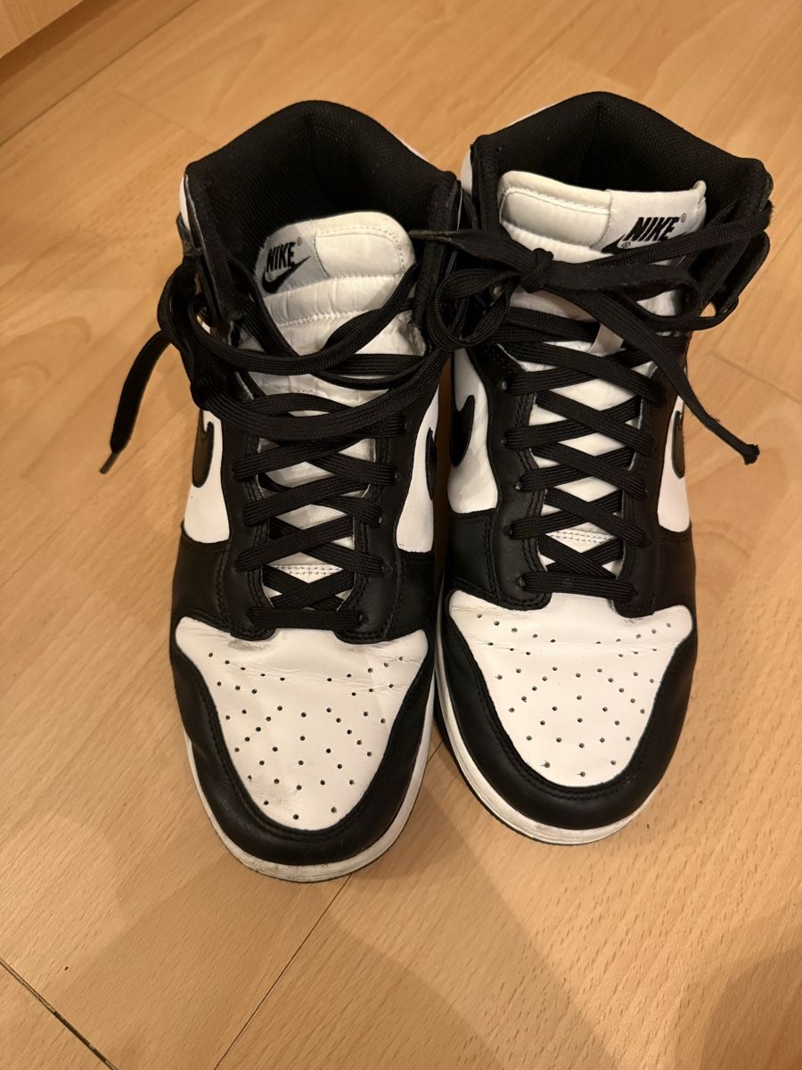 Nike Scarpe da uomo: Nike Dunk High Panda Grösse 42 – Usato da Zürich venduto da Supron01