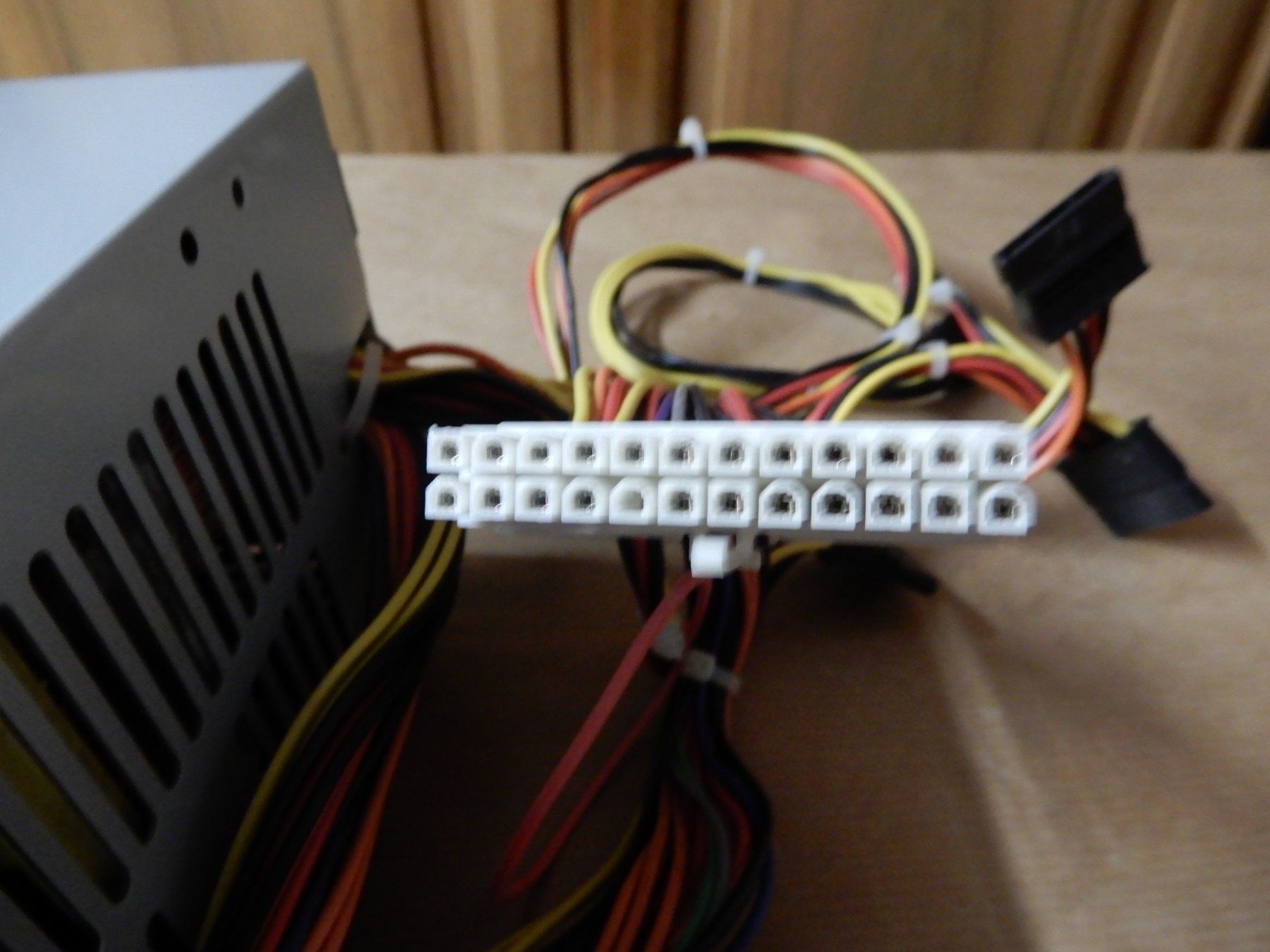 Componenti elettronici: Liteon Model 6351-2  PC Power Gerät – Usato da Worben venduto da MaKo3252 2
