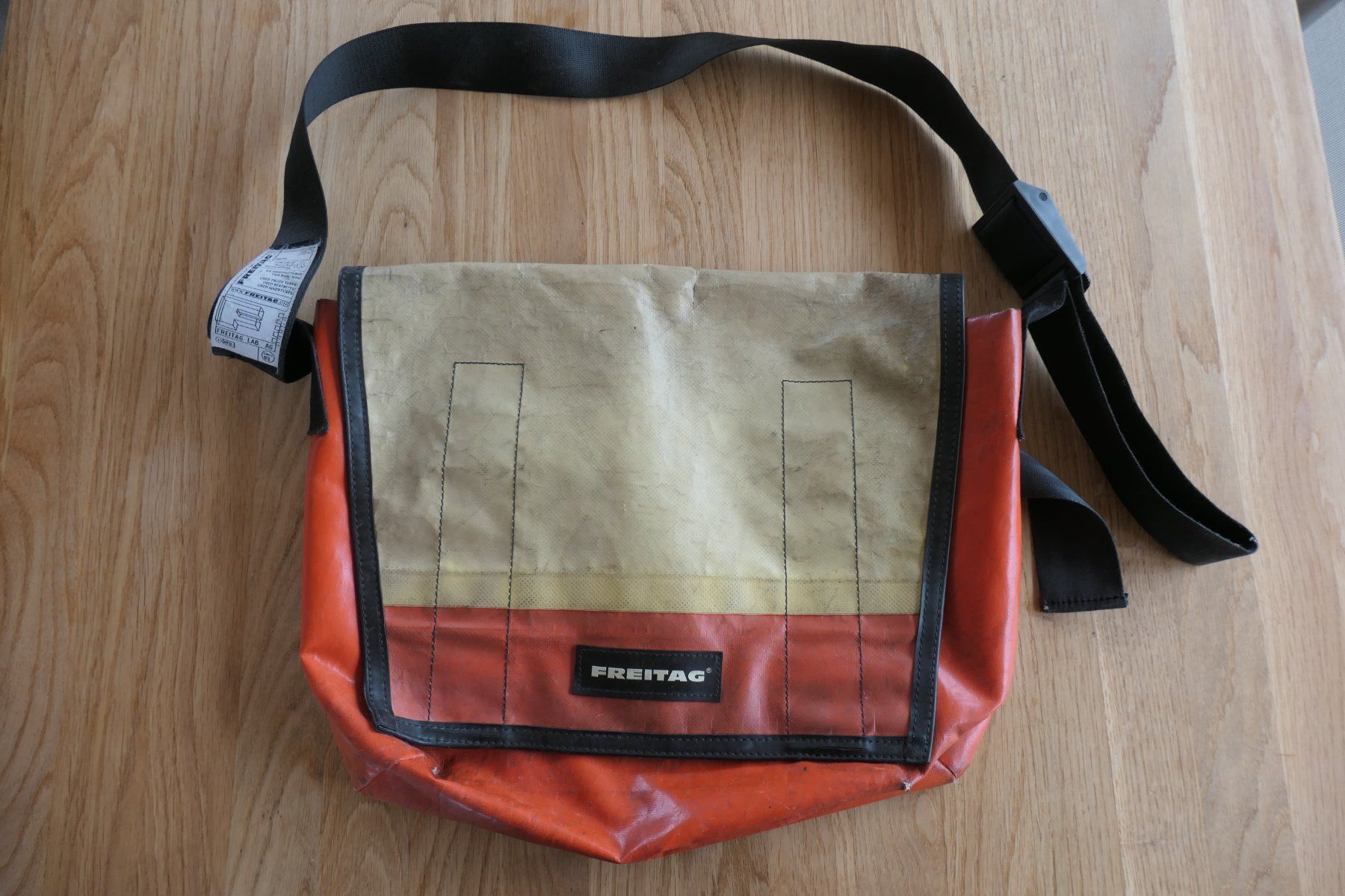 Freitag Taschen: Tasche Freitag – Gebraucht aus Bern von Sabata1
