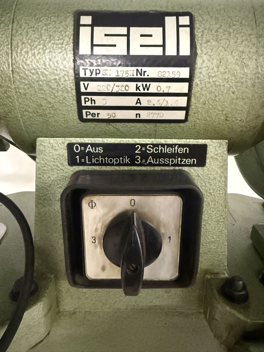 Iseli Smerigliatrici & Lucidatrici: ISELI Werkzeugschleifmaschine  – Usato da Sirnach venduto da S54Power 8