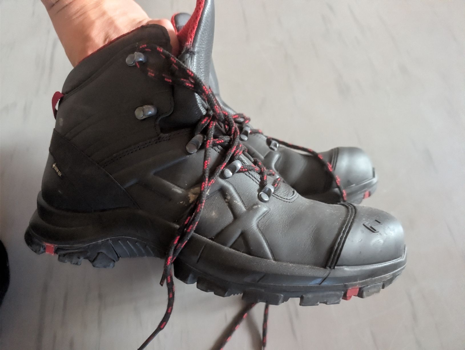 Scarpe da uomo: Sicherheitsschuh Haix Black Eagle 54 mid Grösse 43 – Usato da Villnachern venduto da jsc_pdh2 2
